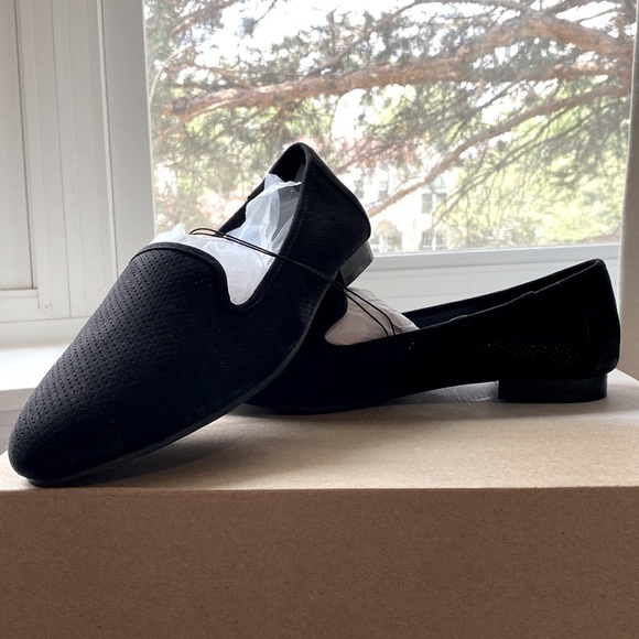 torrid Shoes - Torrid BLK Perforated Loafer sz 10